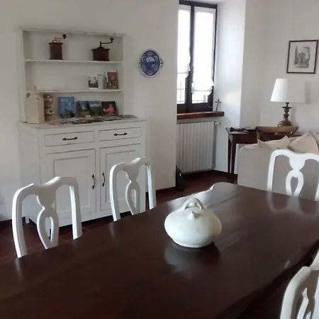 Ferienhaus La Pomella Ponte Nizza